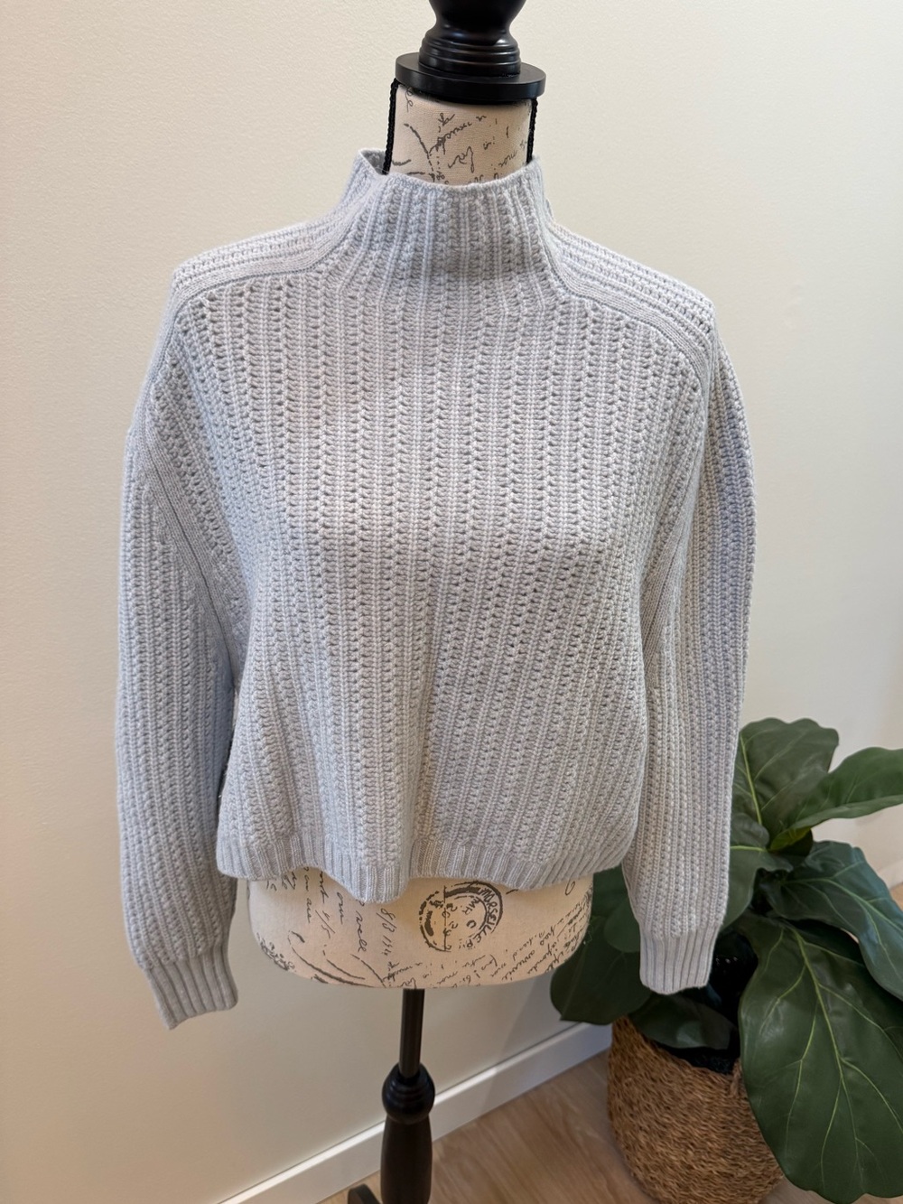 Madewell Merino Wool Light Blue Mock Neck Ribbed Sweater Cropped Size Medium